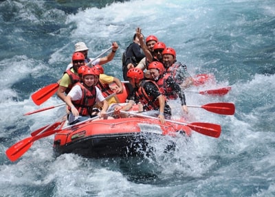 Side Jeep Safari Zipline und Rafting Tour